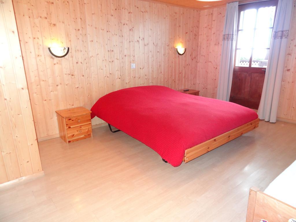Helvetia Bed and Breakfast Troistorrents Δωμάτιο φωτογραφία